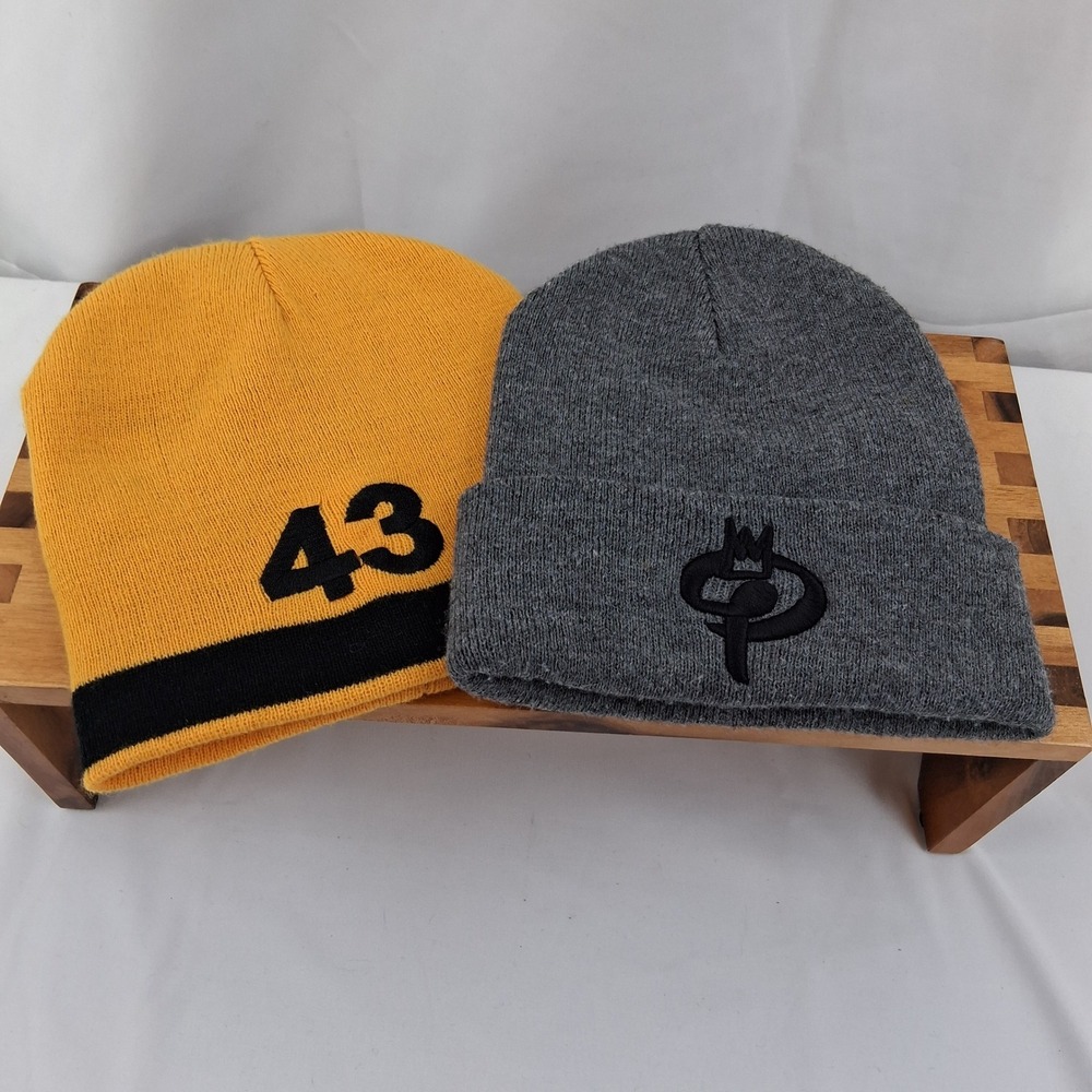 Men's Knit Beanies Lot of 2 Hats Orange/Black 43 Logo Gray Logo One Size